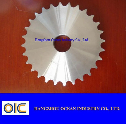 China Factory Price High Quality Carbon Steel Simplex Plate Wheels Roller Chain Sprocket supplier