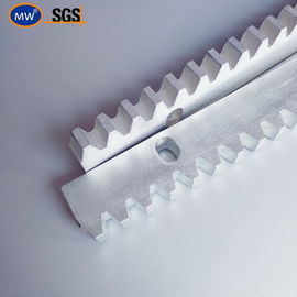 Precision 1.0 Module Straight Gear Racks Hobbed with DIN 6 Accuracy supplier